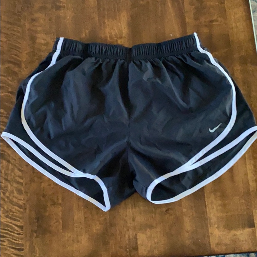 Nike Women’s Tempo Shorts